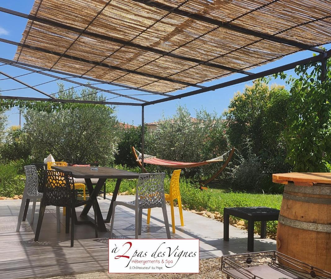 A 2 Pas Des Vignes, Hebergements Et Spa, Maison Numero 6, A Chateauneuf Du Pape Eksteriør bilde